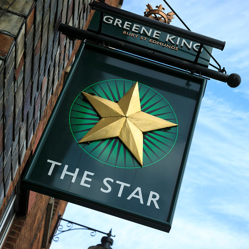 The Star pub sign